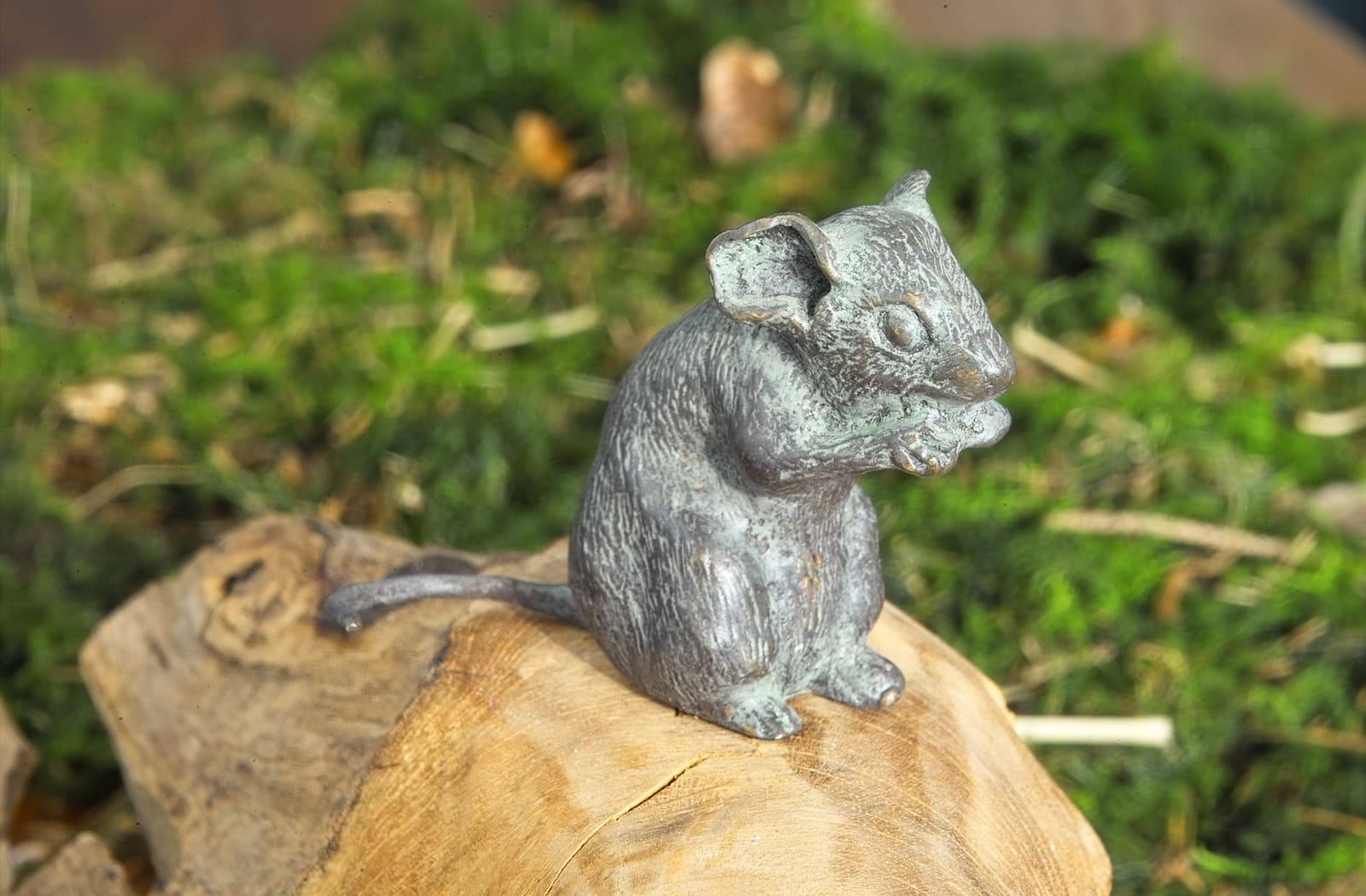 Die kleine Maus, Bronze-Skulptur.
