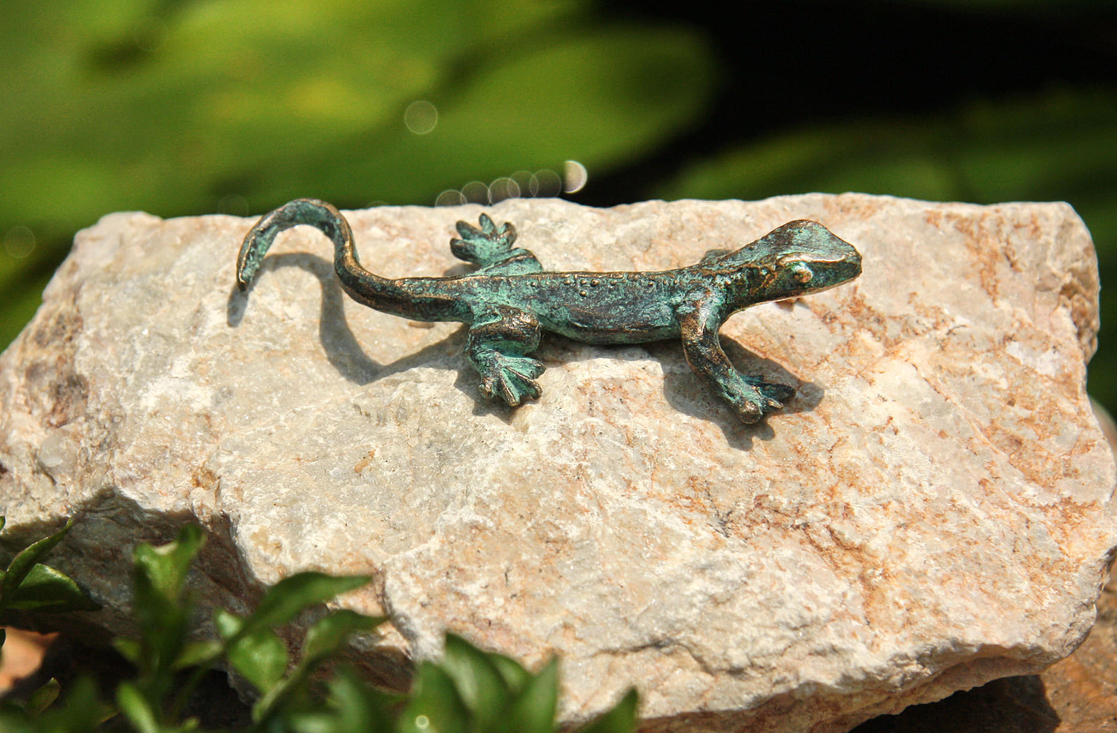 Eidechse klein, Bronze-Skulptur.